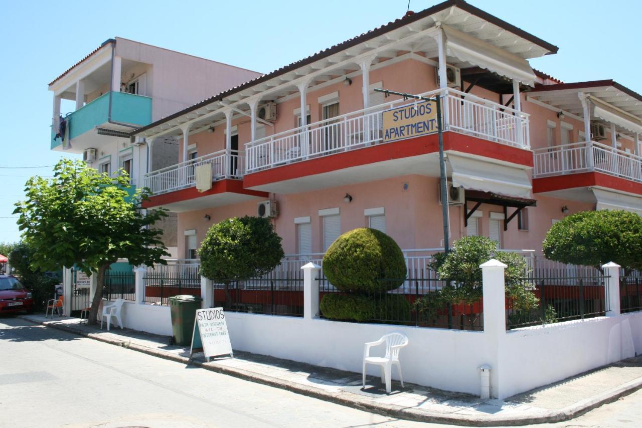 Sarti Center Studios Εξωτερικό φωτογραφία
