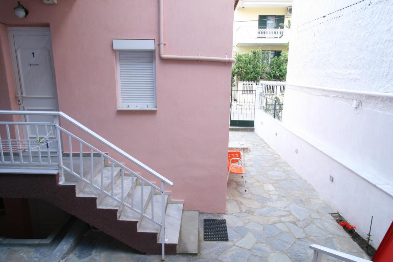 Sarti Center Studios Εξωτερικό φωτογραφία